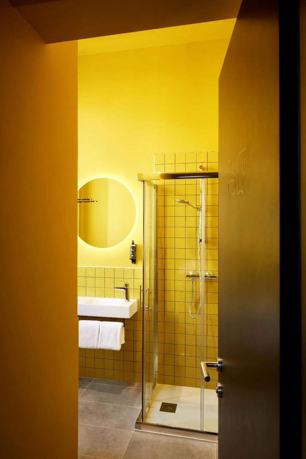 Bed in dormitory CAPACITY 8 Room, Jo&Joe Roma, Rome