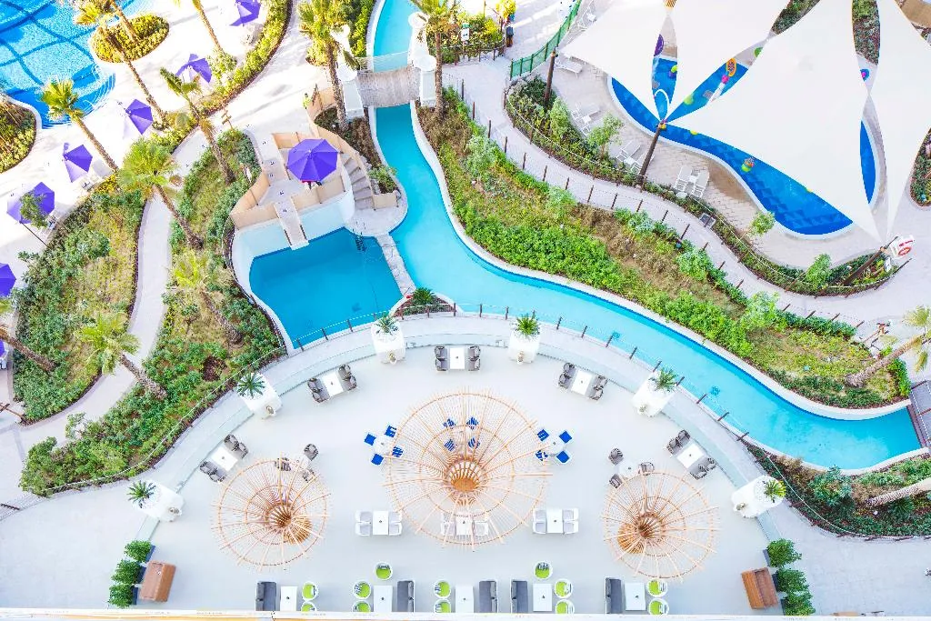 Terrace, Centara Mirage Beach Resort Dubai, Dubai