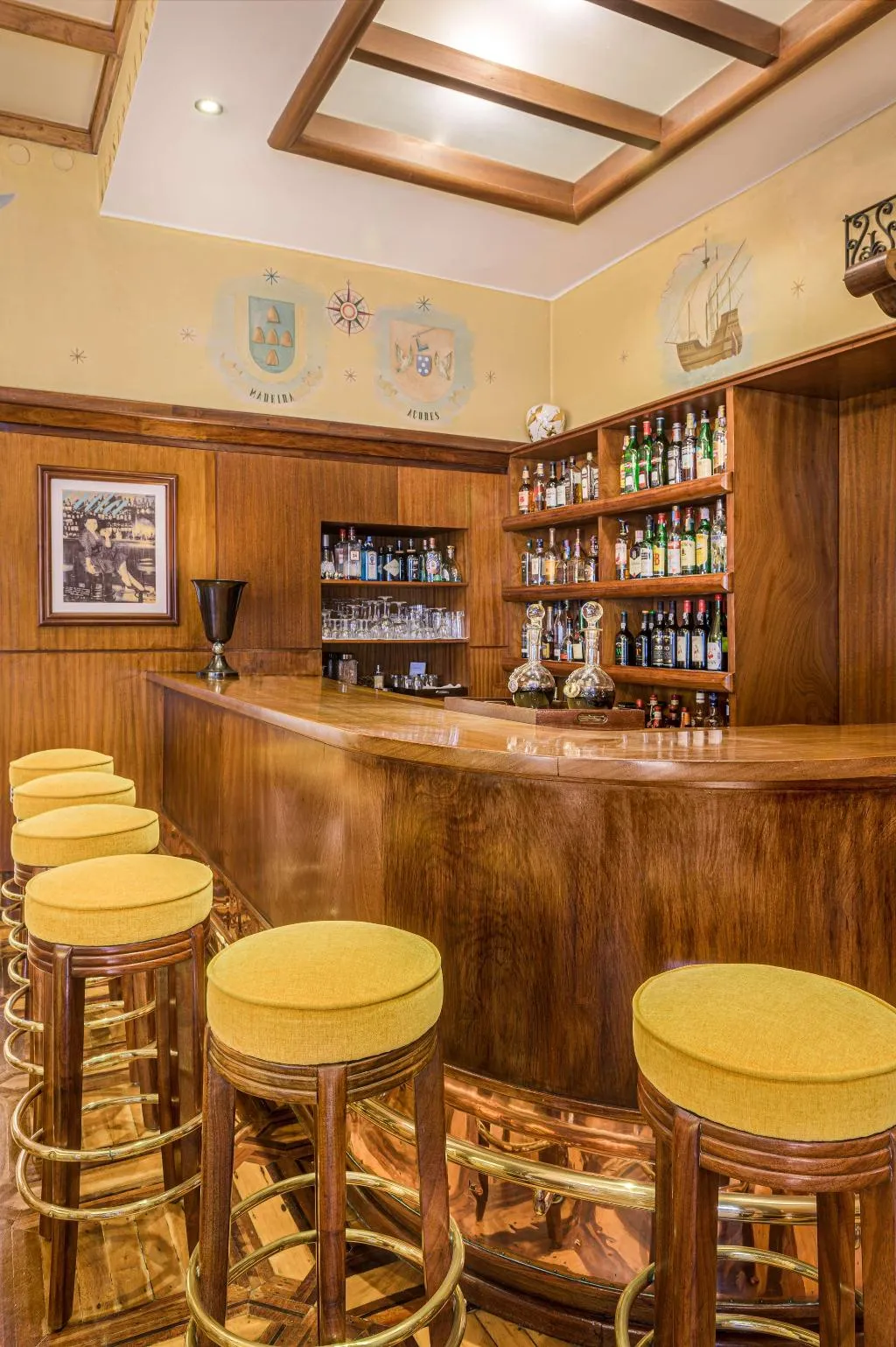 Bar, Hotel Britania Art Deco, Lisbon