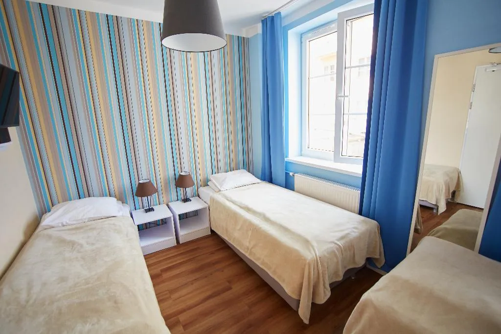 TRIPLE DELUXE Room, Hostel Premium Kraków, Krakow