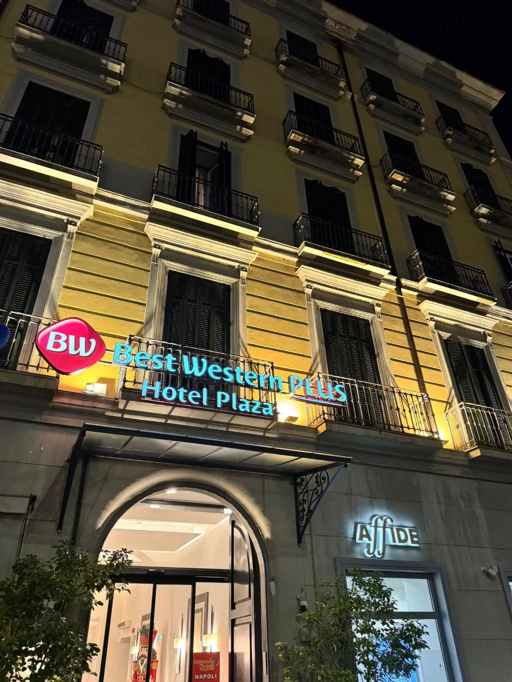 General view, Best Western Plus Hotel Plaza, Naples