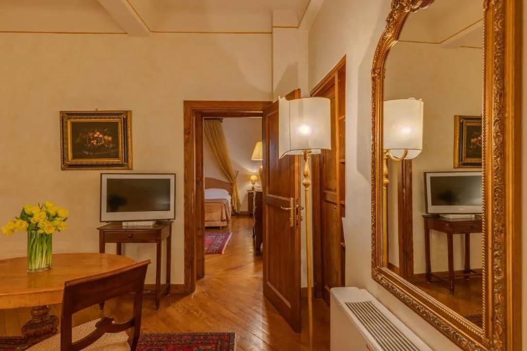 DOUBLE CLASSIC Room, In Piazza della Signoria - Residenza d'Epoca, Florence