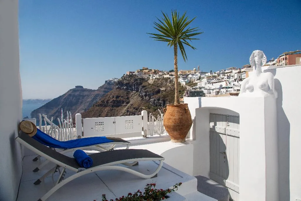 SUITE HONEYMOON Room, Trieris Villas & Suites, Santorini