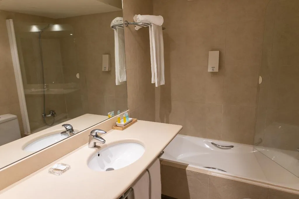 DOUBLE STANDARD Room, Xalet del Golf, Barcelona