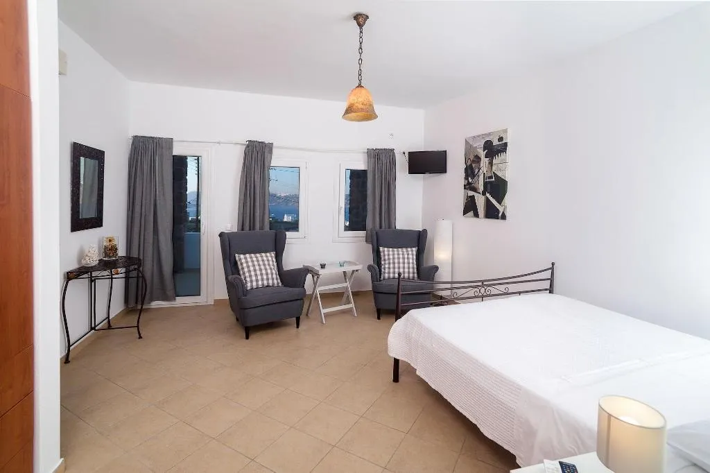 Room, Aelia Suites, Santorini