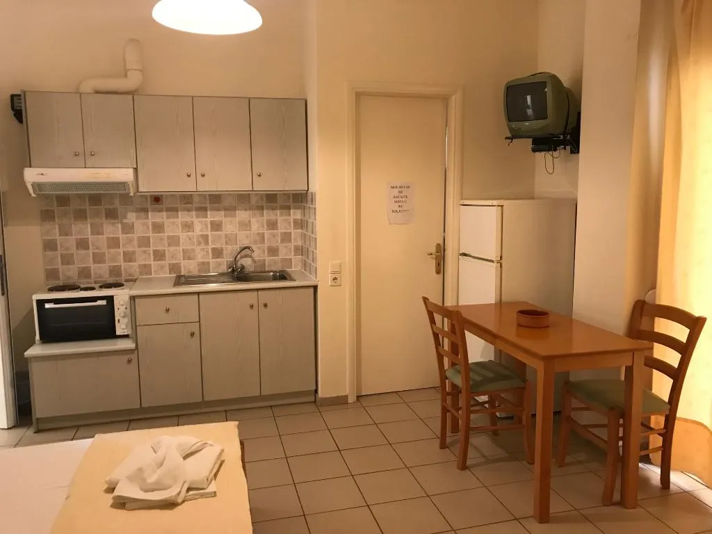 Double or Twin STANDARD Room, Diamanti Hotel, Athens