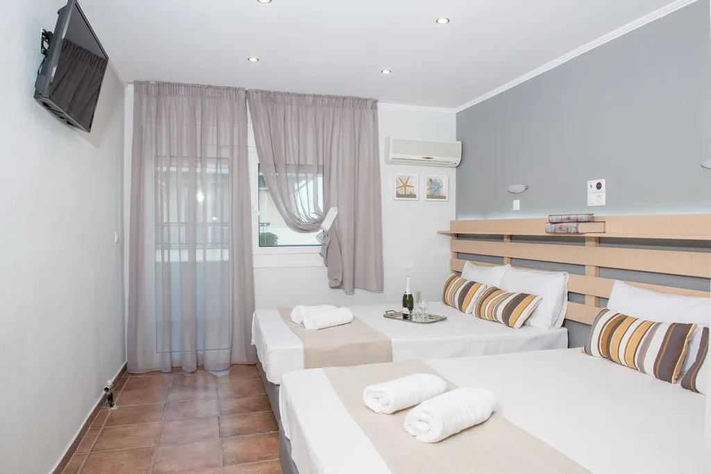 STUDIO SUPERIOR SIDE SEA VIEW Room, Ammos Beach & Studios, Thessaloniki