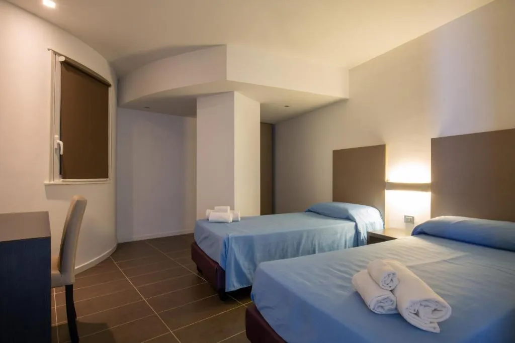 FAMILY ROOM STANDARD Room, Poseidon, Naples