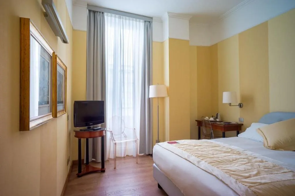 Room, Hotel Gran Duca Di York, Milan