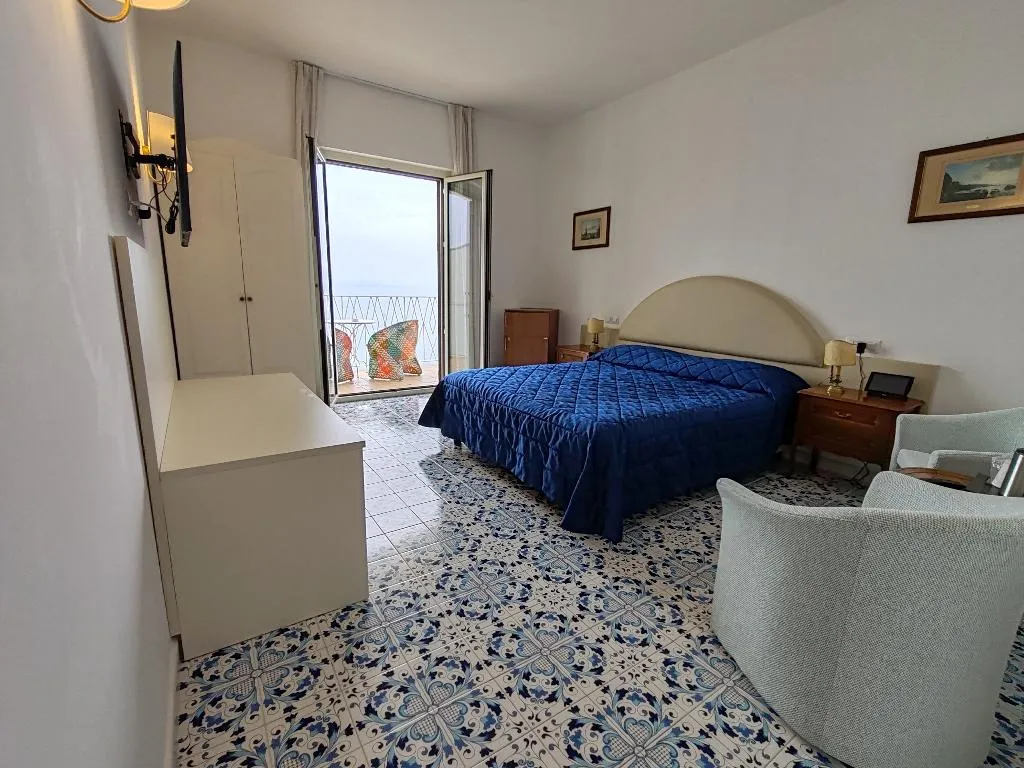 Double or Twin SUPERIOR Room, Grand Hotel Excelsior, Naples
