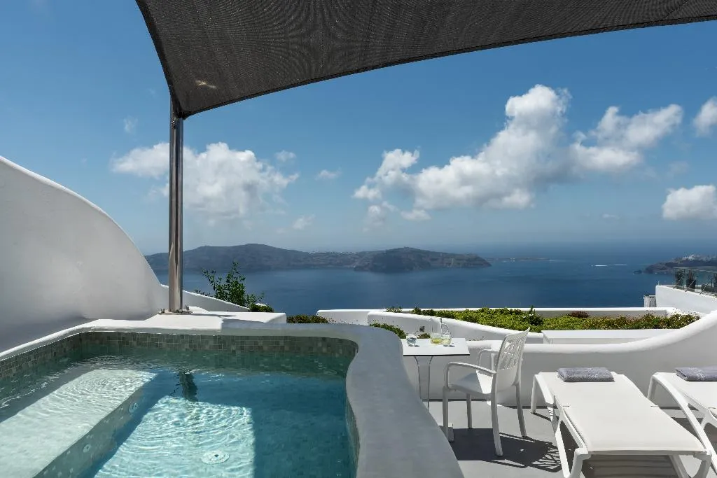 JUNIOR SUITE WITH JACUZZI Room, Kasimatis by La Perla, Santorini
