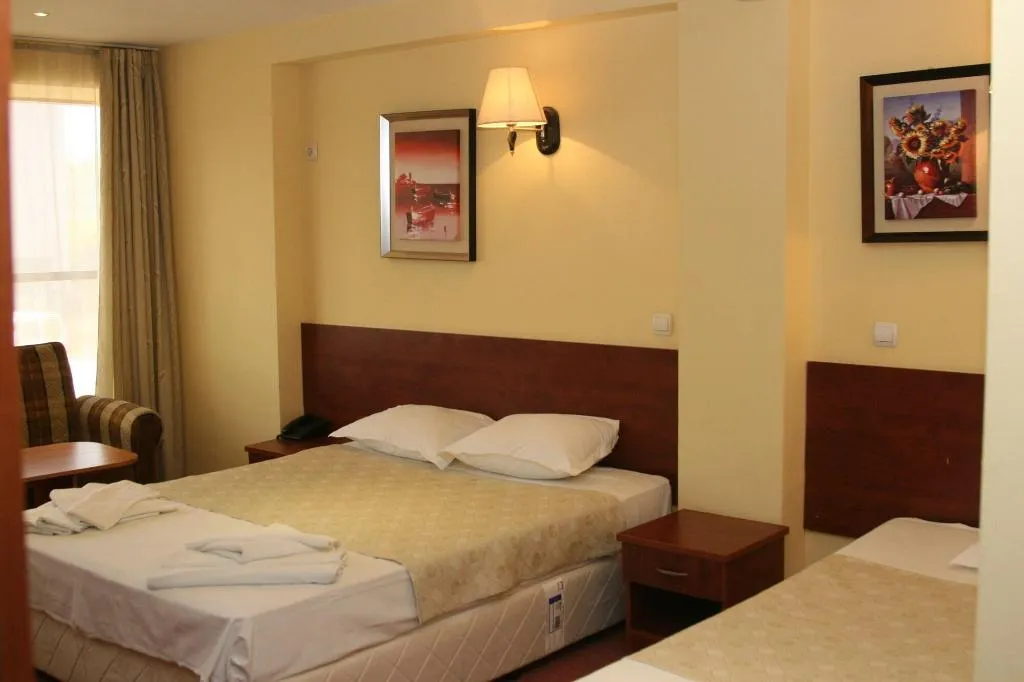 Room, Hotel Avenue, Bourgas
