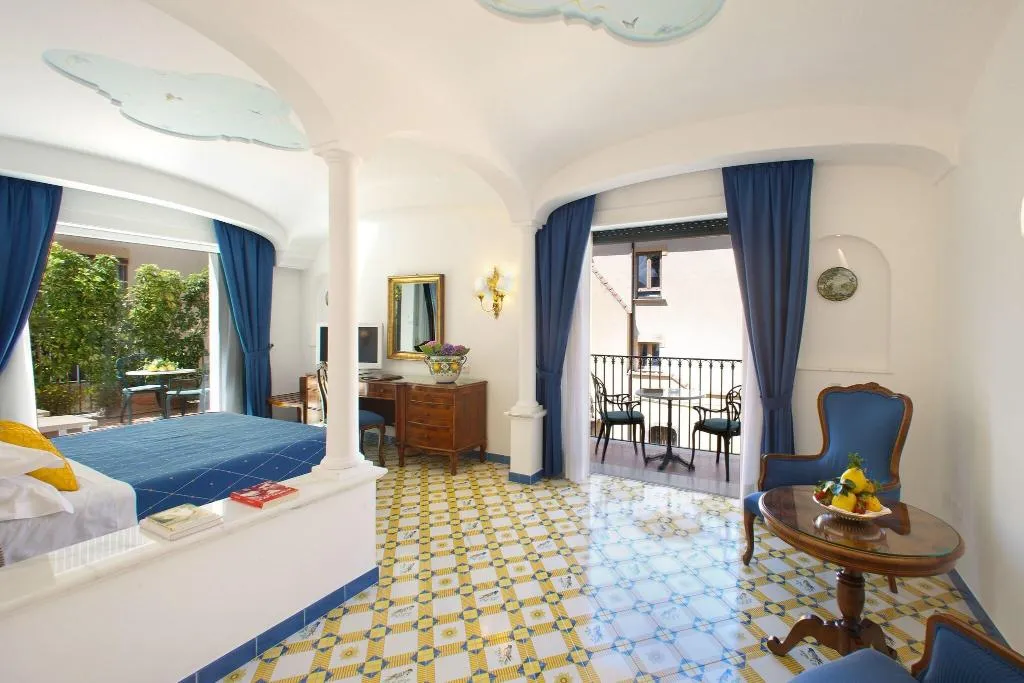 JUNIOR SUITE GARDEN VIEW Room, Grand Hotel la Favorita, Naples