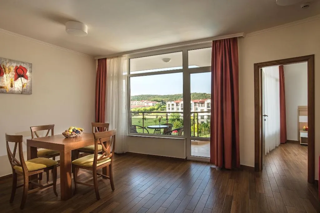 Room, Hotel Miramar, Bourgas