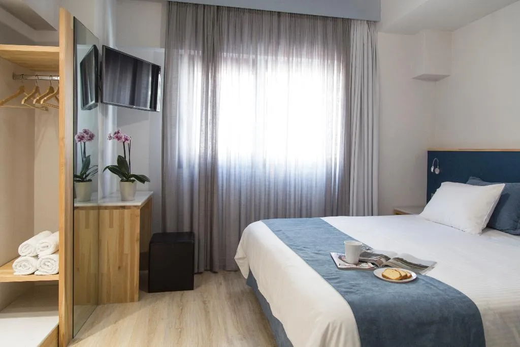 Double or Twin STANDARD Room, Be My Guest Athens, Athens