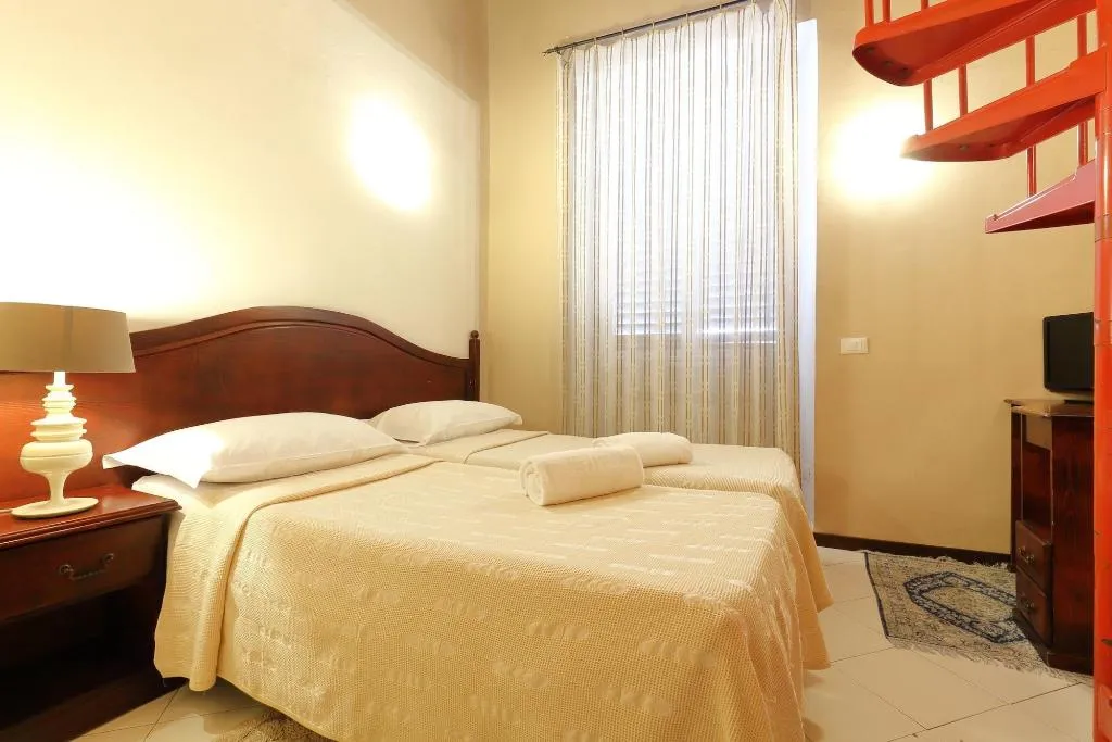 Room, Adre Majestic View, Florence