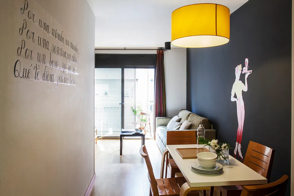 APARTMENT CAPACITY 4 Room, AinB Eixample-Entença Apartments, Barcelona