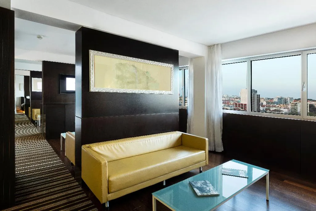 Double or Twin STANDARD Room, VIP Grand Lisboa, Lisbon