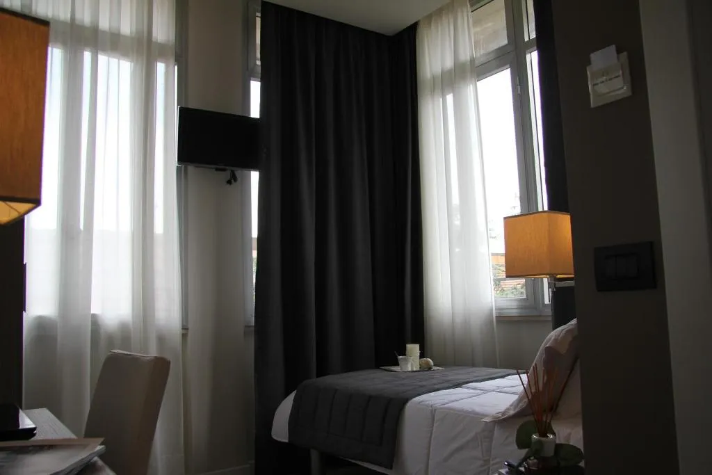 General view, Hotel Zara Milano, Milan