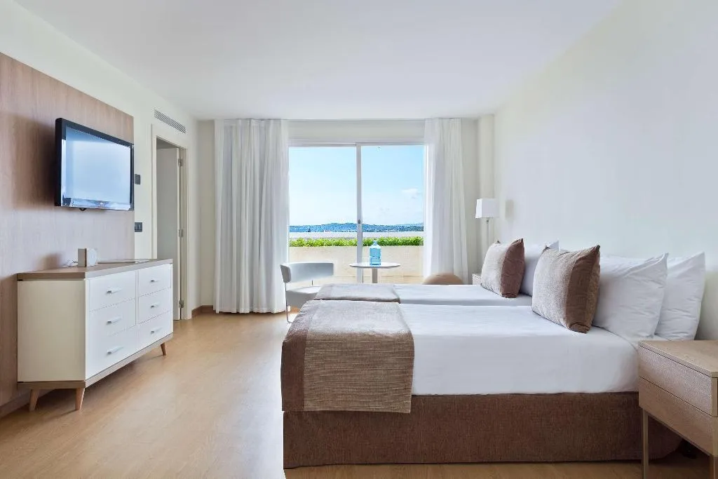 JUNIOR SUITE STANDARD Room, Melia Sitges, Costa Brava