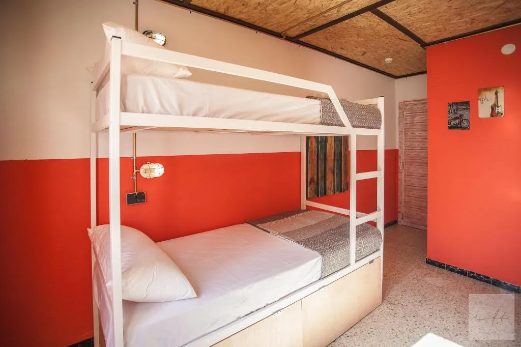 Room, Neptuno Hostal, Costa Brava