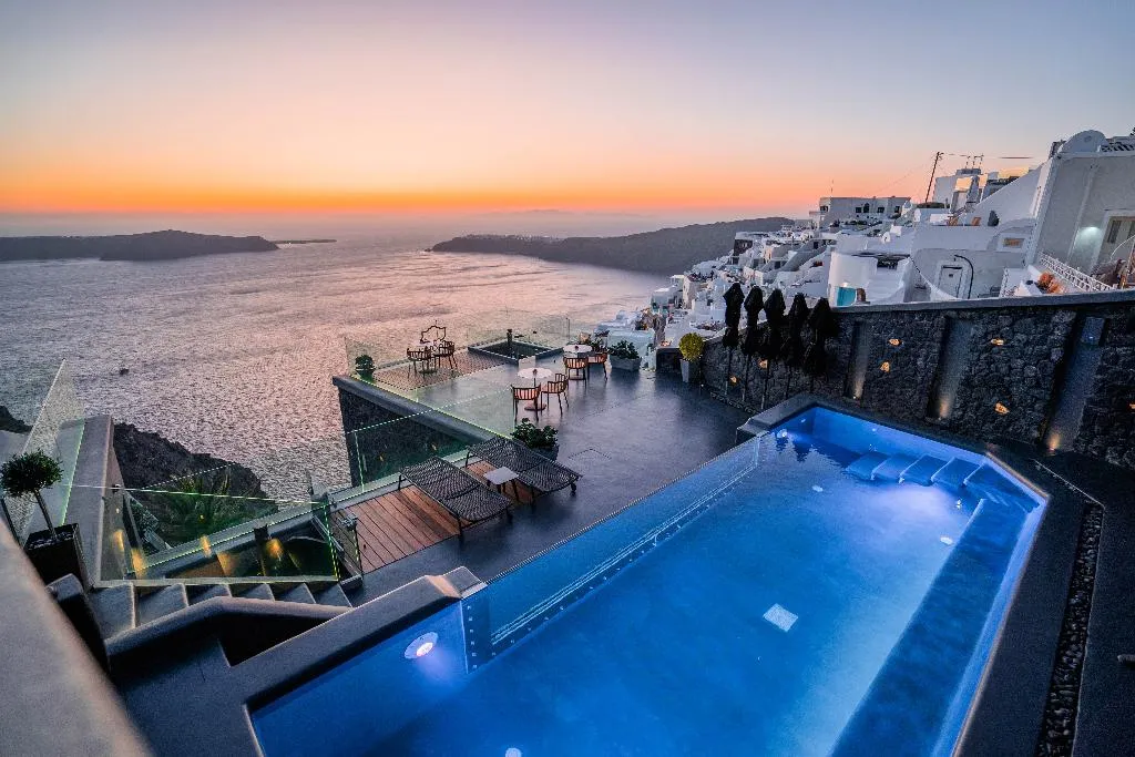General view, Kivotos Santorini, Santorini