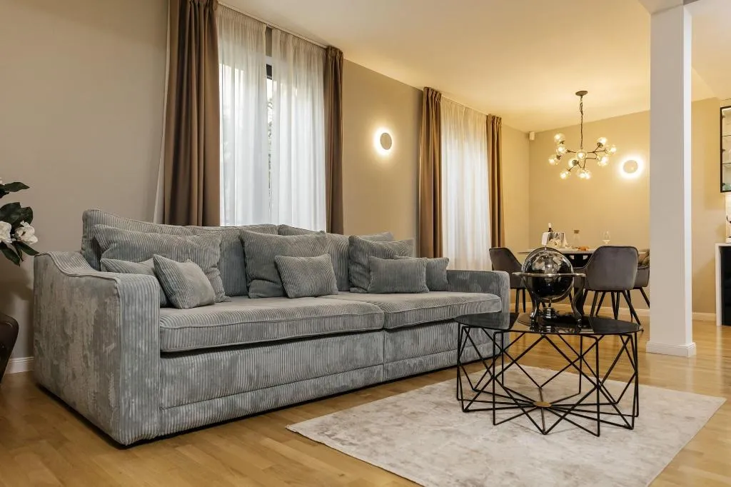 Room, Armerun Heritage Hotel & Residences, Split