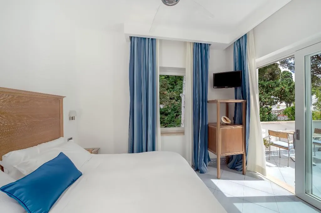 Room, La Floridiana, Naples