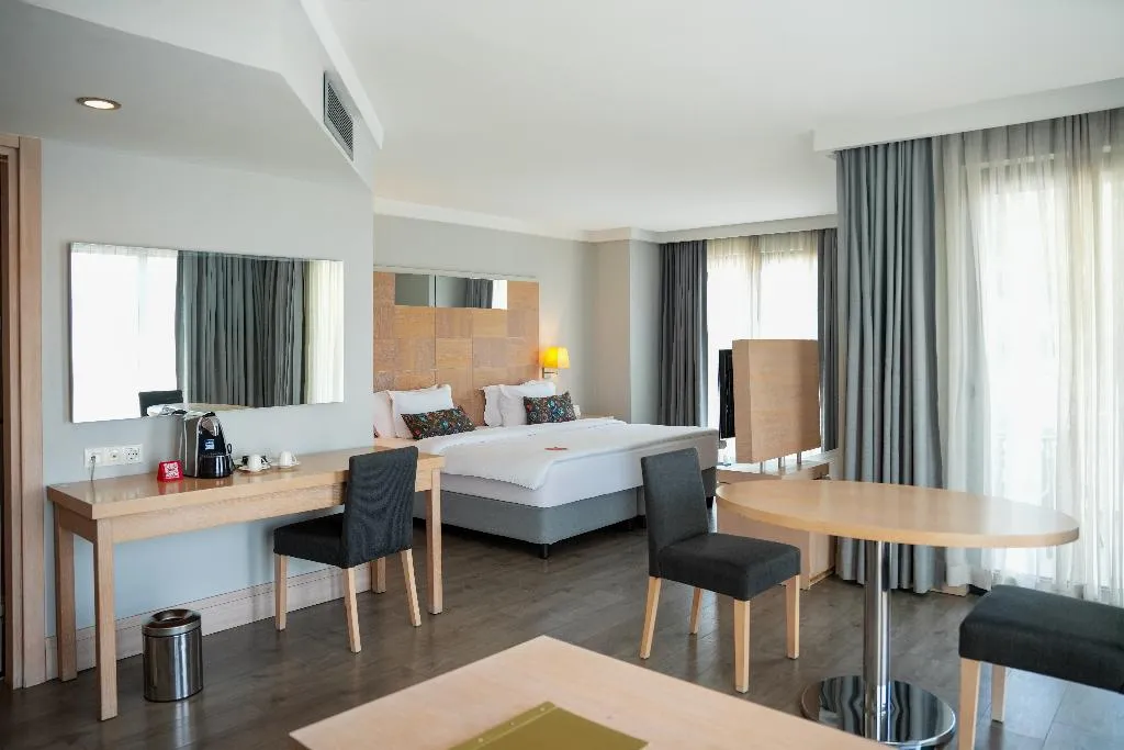 JUNIOR SUITE STANDARD Room, Ramada Resort by Wyndham Bodrum, Bodrum