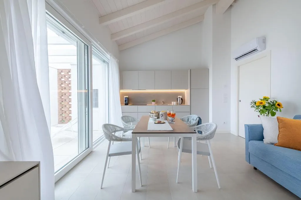 APARTMENT WITH BALCONY Room, Pareus Beach Resort, Venice