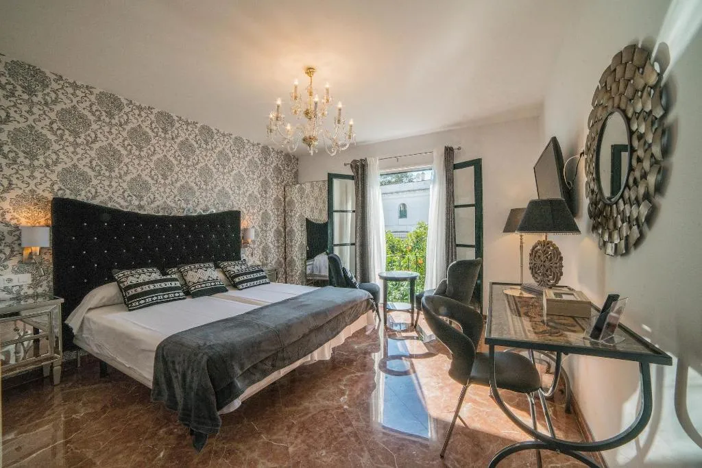 Room, Rey Don Pedro Luxury Home, Seville