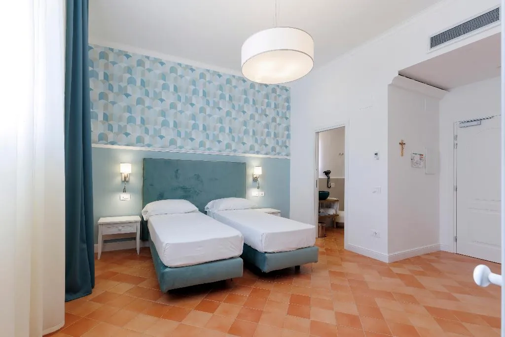 DOUBLE CLASSIC Room, D'amalfi Hospitality, Naples