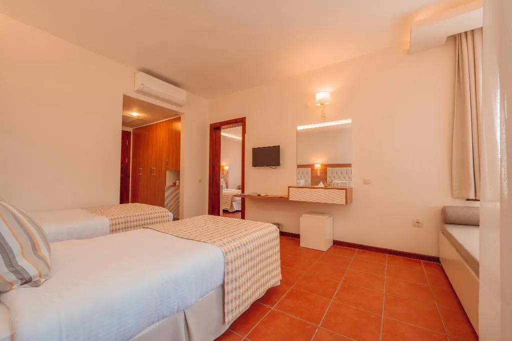 FAMILY ROOM BUNK BED Room, Sundia By Liberty Suncity, Dalaman