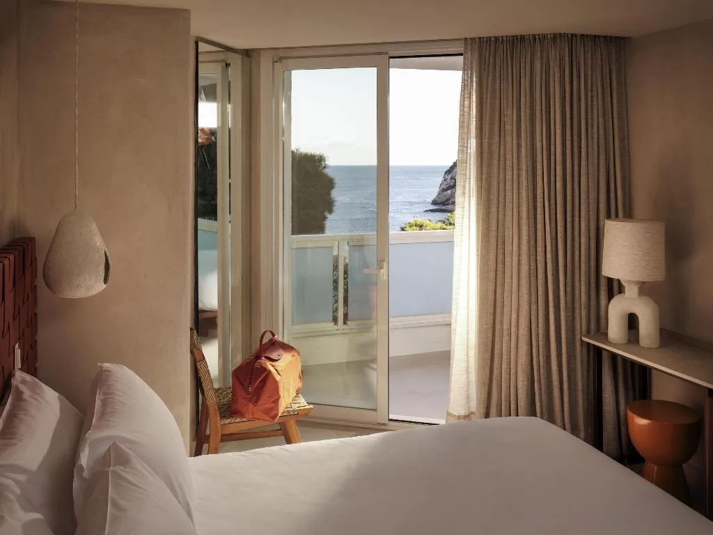 DOUBLE DELUXE SEA VIEW Room, Mondrian Hotel Ibiza, Ibiza