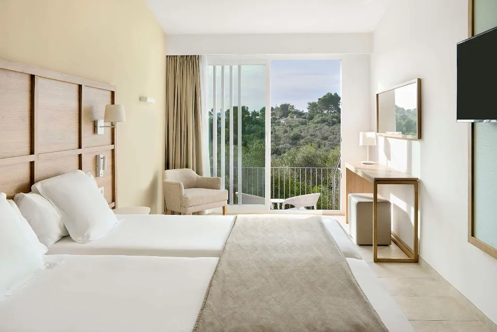 FAMILY ROOM GRAND Room, Iberostar Waves Cala Domingos, Majorca