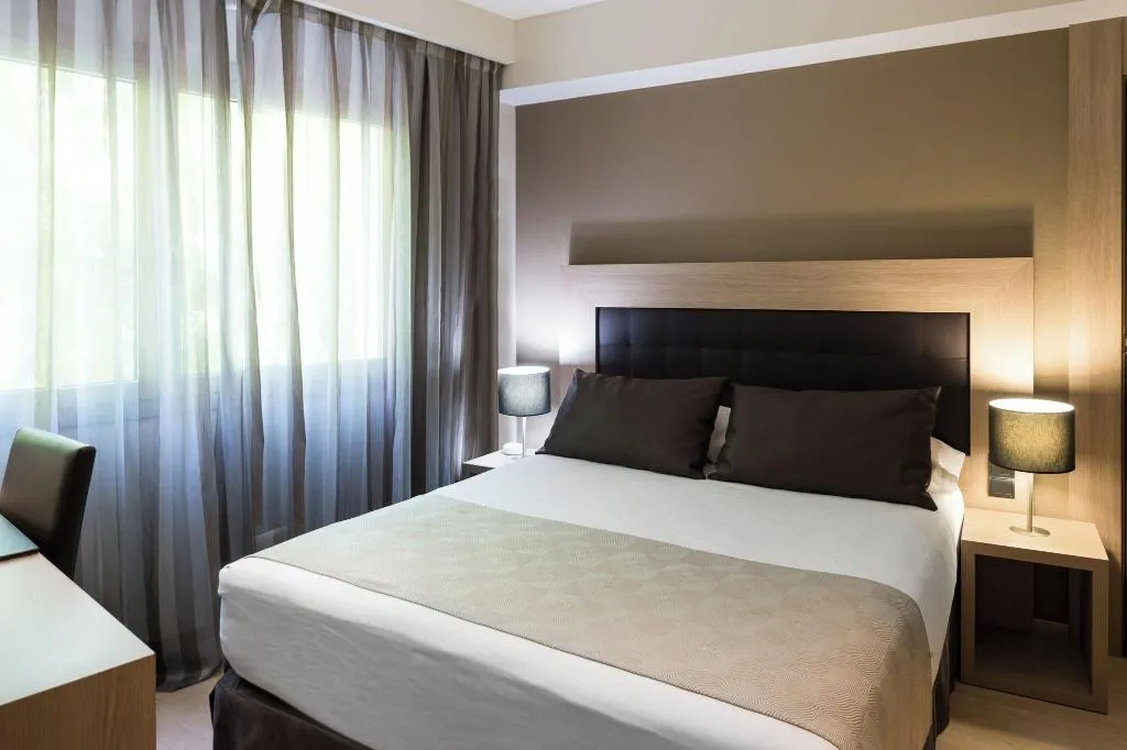DOUBLE SINGLE USE PREMIUM Room, Catalonia Atenas, Barcelona