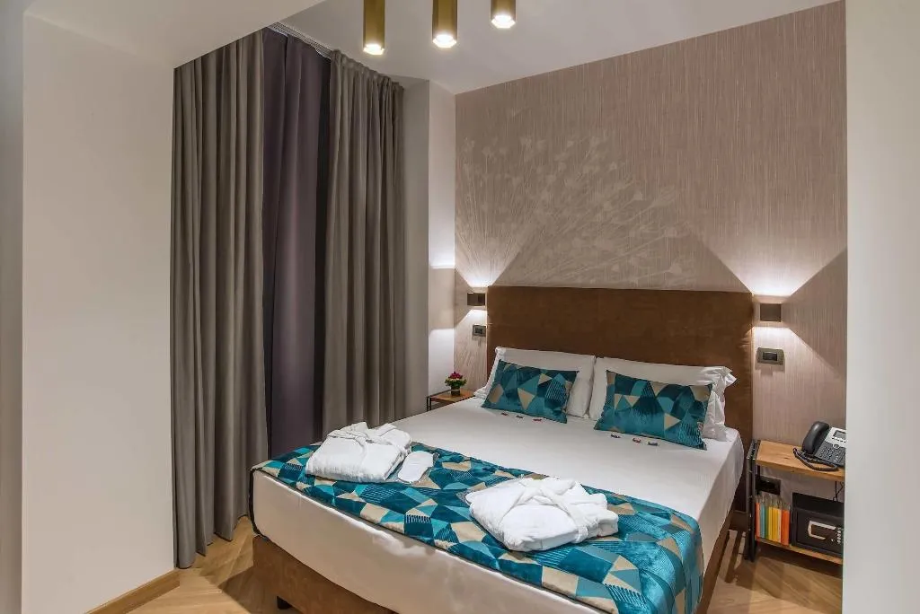 Room, Navona Essence Hotel, Rome