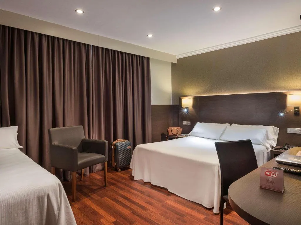 Room, ibis Styles Figueres Ronda, Costa Brava
