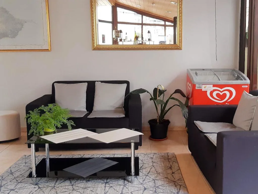 Lobby, Residencial Do Vale, Madeira