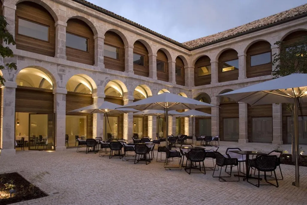 Restaurant, Parador de Alcala de Henares, Madrid