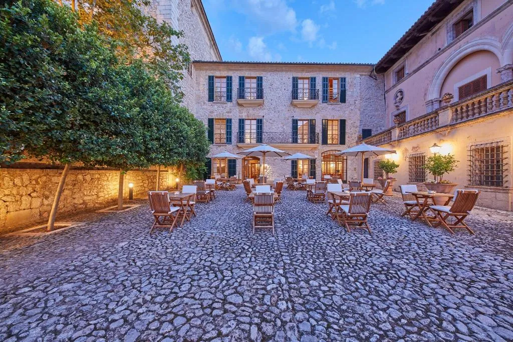 Terrace, Cas Comte Petit Hotel & Spa, Majorca