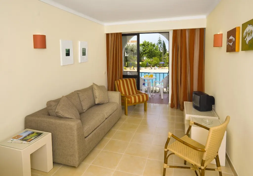 APARTMENT GARDEN VIEW ONE BEDROOM Room, Alfagar I Village, Algarve
