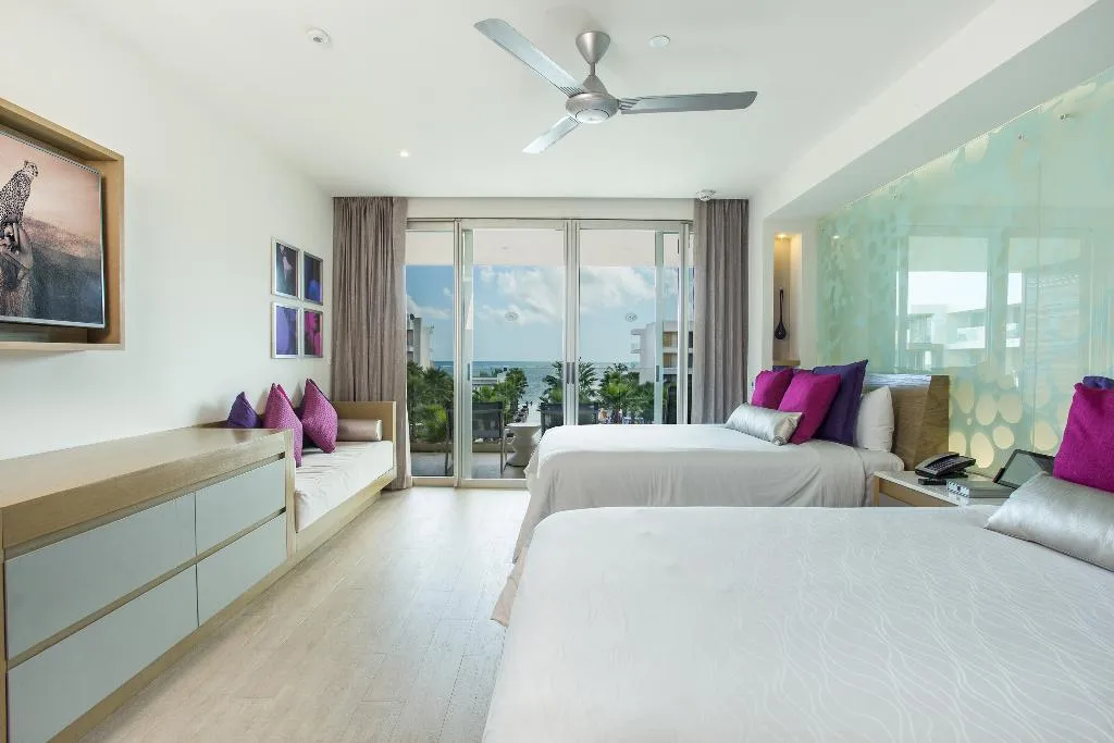 JUNIOR SUITE SEA VIEW Room, Breathless Riviera Cancun Resort and Spa, Cancun Area