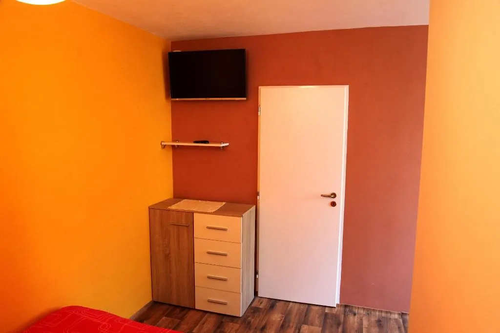 Room, Penzion V Roklích, Prague