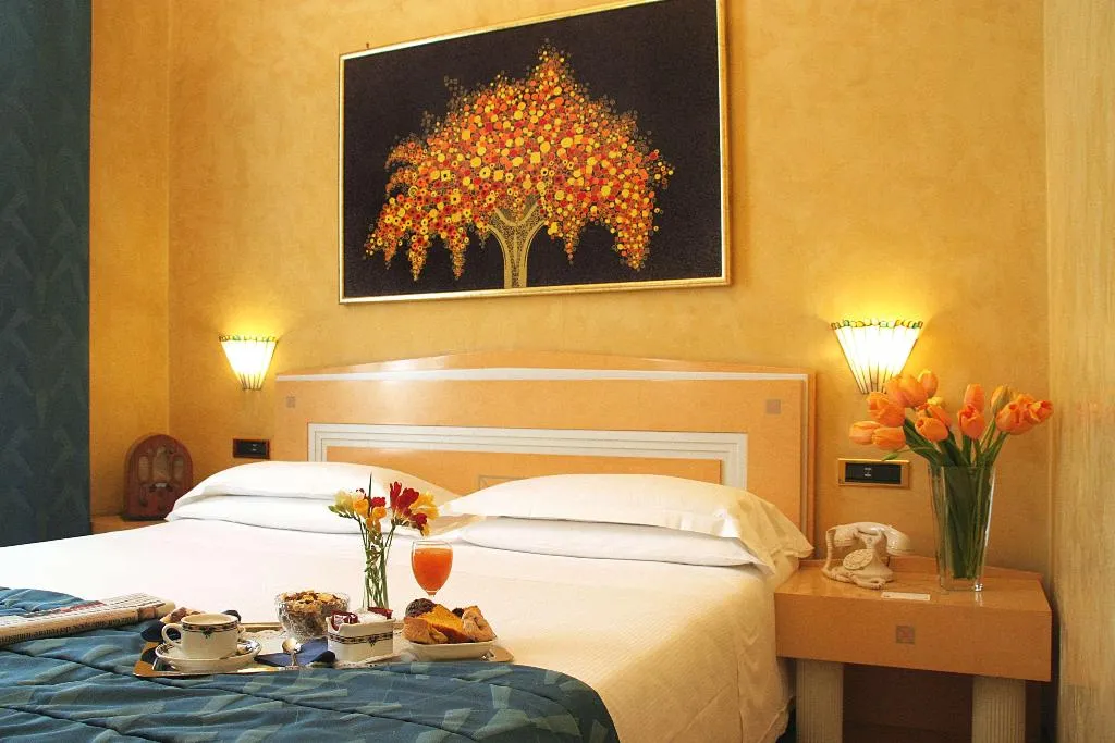 DOUBLE WITH DOUBLE BED Room, Best Western Art Deco, Rome