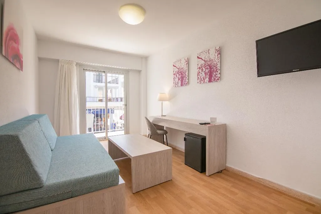 Double or Twin WITH BALCONY Room, JS Sol Can Picafort, Majorca