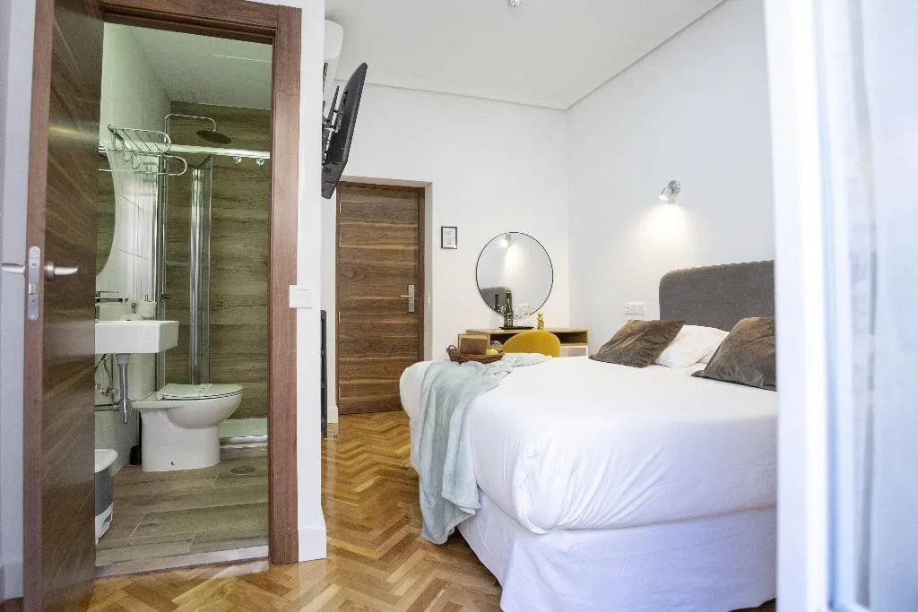 Double or Twin STANDARD Room, Hispano Boutique  Gran Vía, Madrid