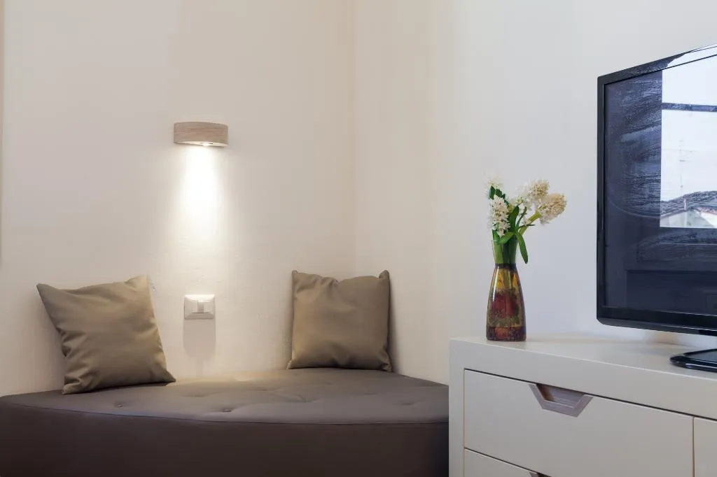 SUITE CAPACITY 3 ONE BEDROOM Room, Palazzo dei Ciompi, Florence