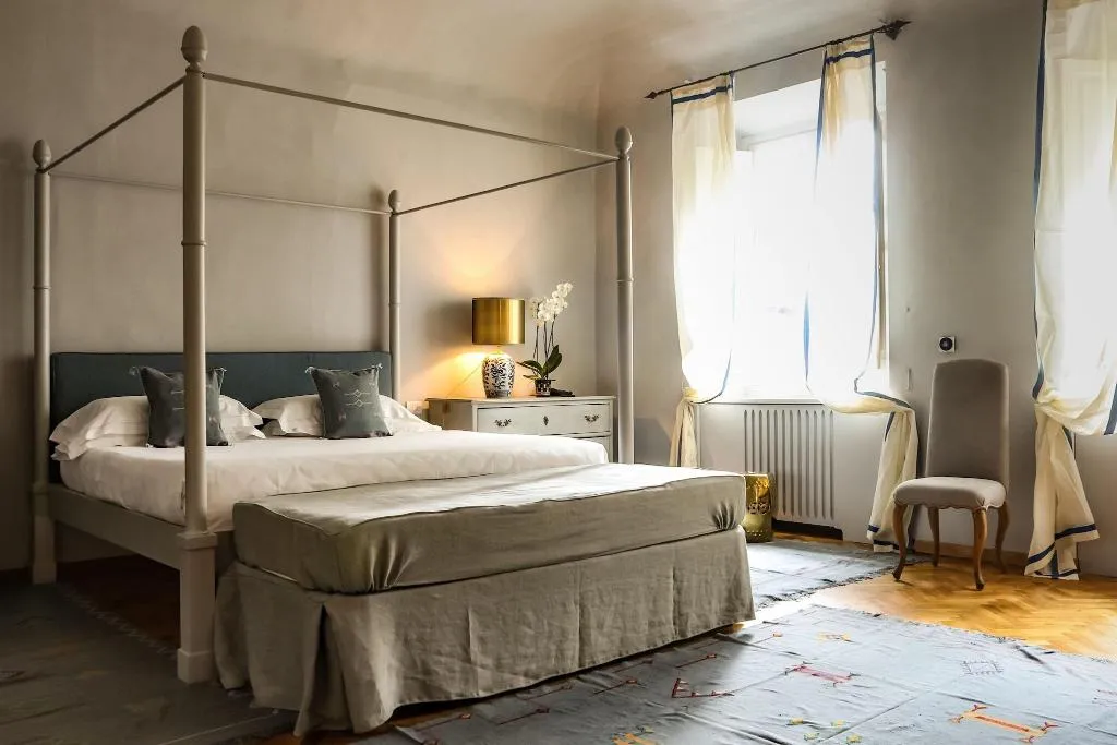 Room LOFT Room, Palazzo Di Camugliano, Florence
