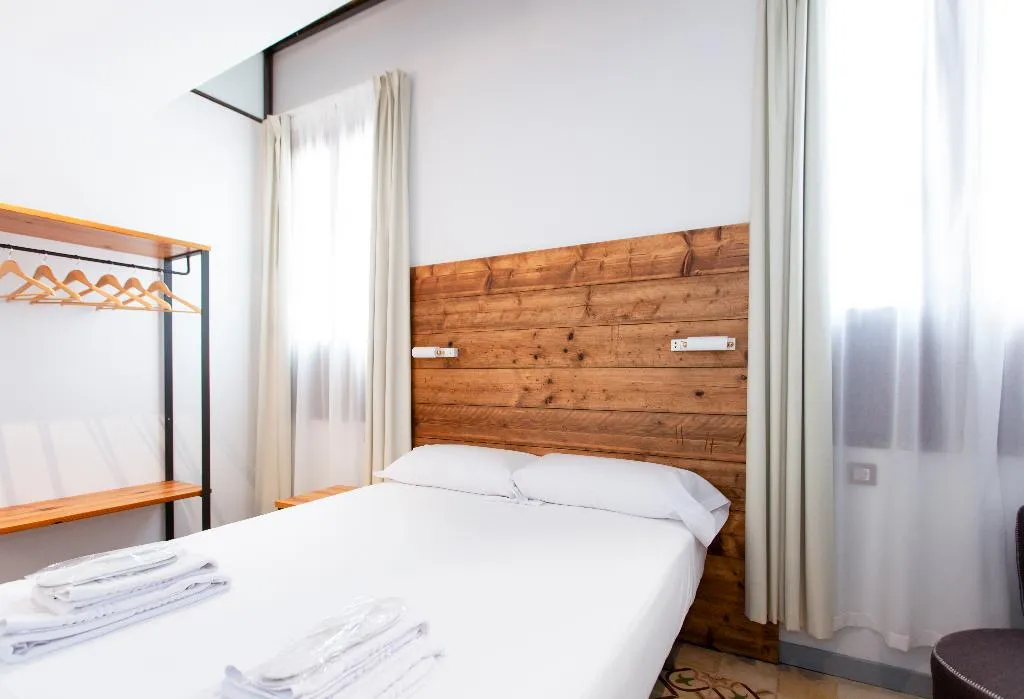 DOUBLE DELUXE ONE BED Room, Gran H La Marina, Costa Blanca